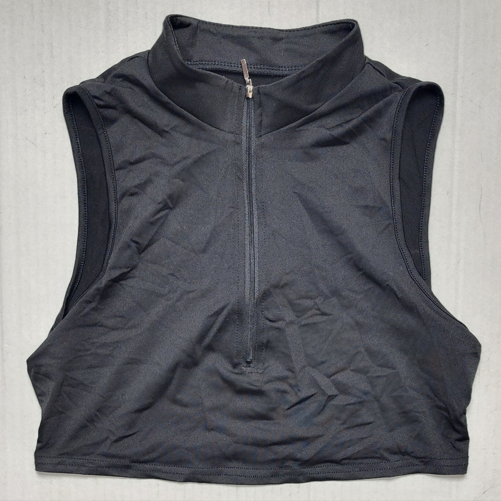 Crop Top - Picture 8 of 9